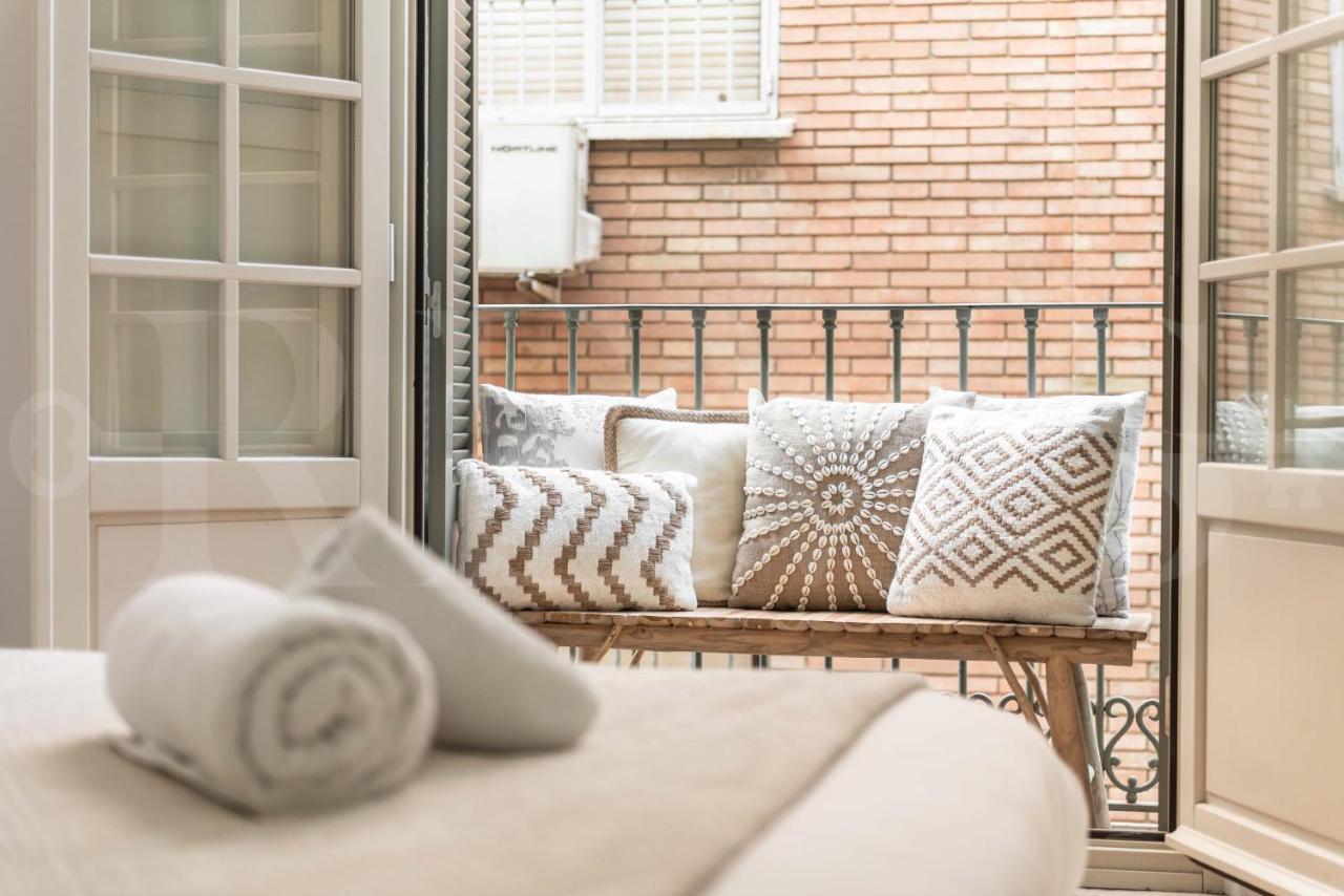 Dreamy Mediterranean Apartment With Parking - Center By Rems マラガ エクステリア 写真