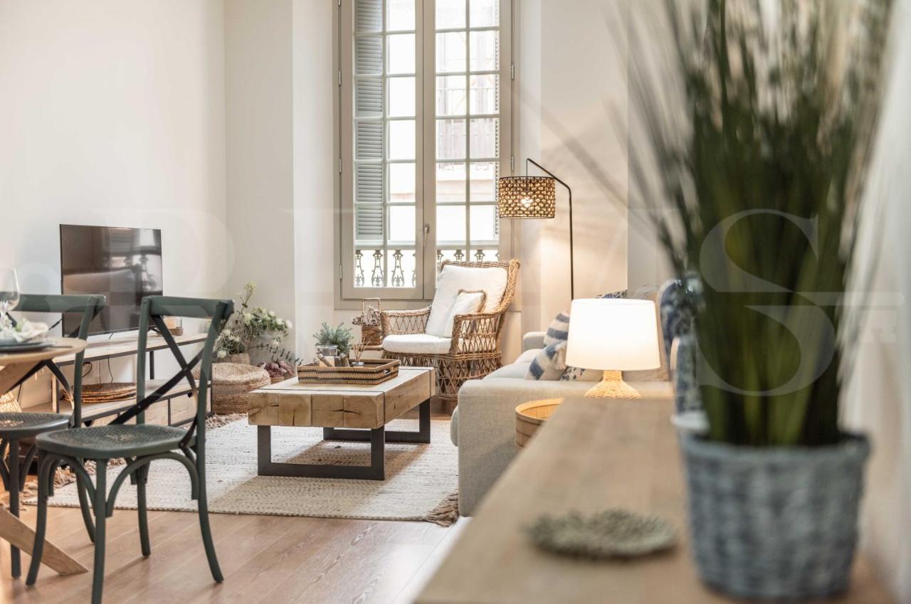 Dreamy Mediterranean Apartment With Parking - Center By Rems マラガ エクステリア 写真