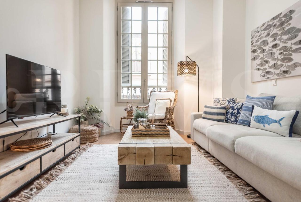 Dreamy Mediterranean Apartment With Parking - Center By Rems マラガ エクステリア 写真